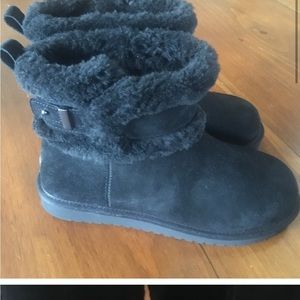 Women’s kookaburra by ugg  black boots size 8